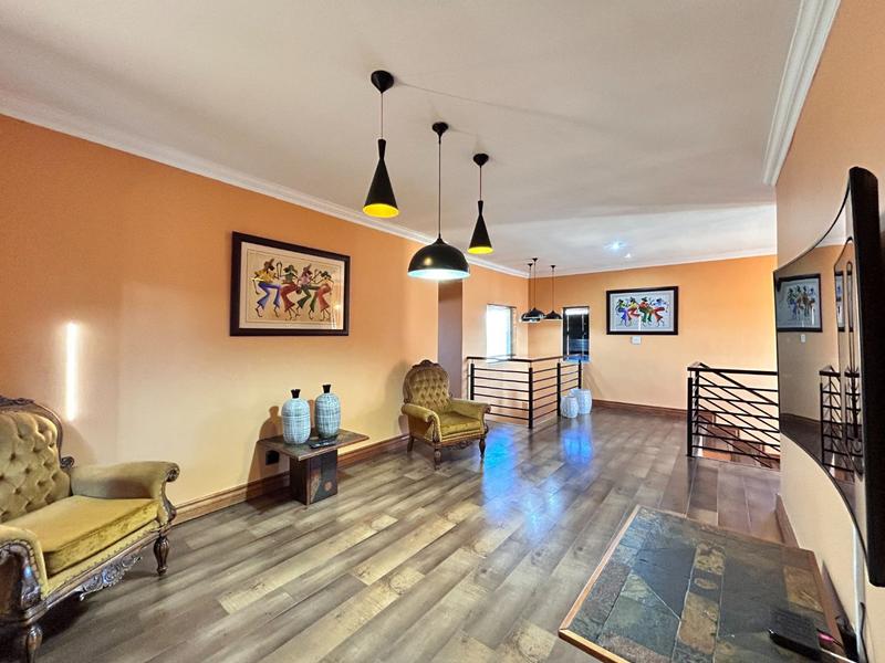 To Let 4 Bedroom Property for Rent in Xanadu North West